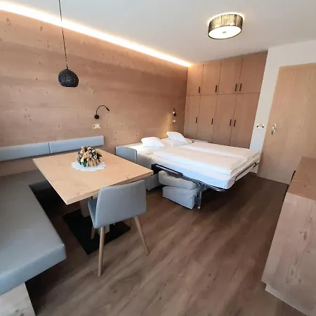 Aparthotel Lasteis La Villa (Trentino Alto Adige)
