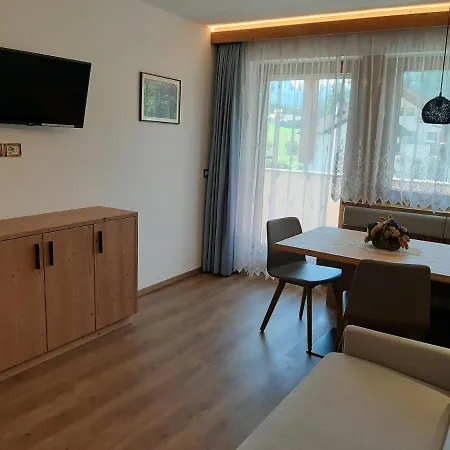 Aparthotel Lasteis La Villa (Trentino Alto Adige)