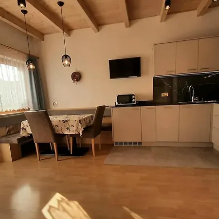Aparthotel Lasteis 3*