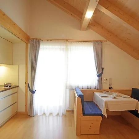 Lasteis 3*