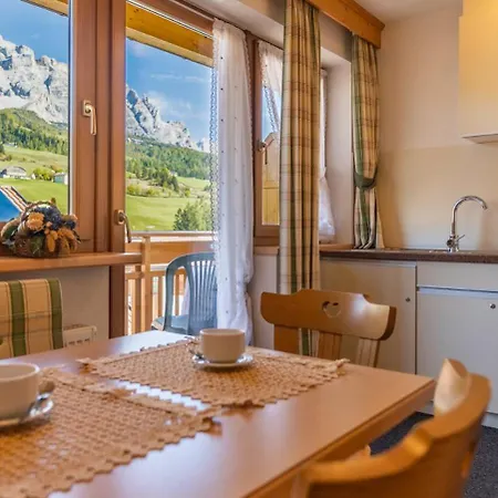 Lasteis Aparthotel