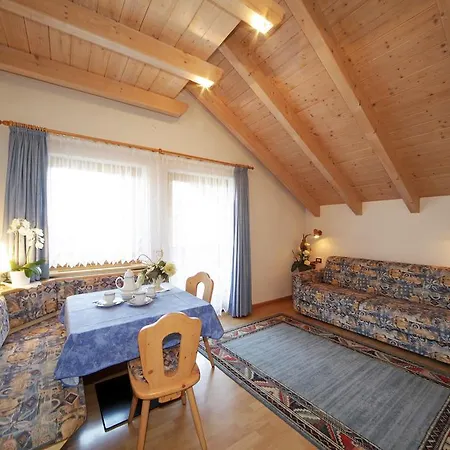 Aparthotel Lasteis La Villa (Trentino Alto Adige)